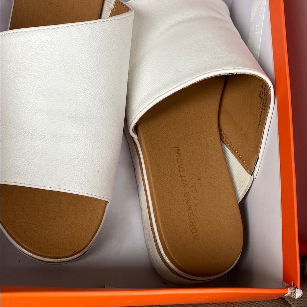 Adrienne Vittadini White Slide Sandals